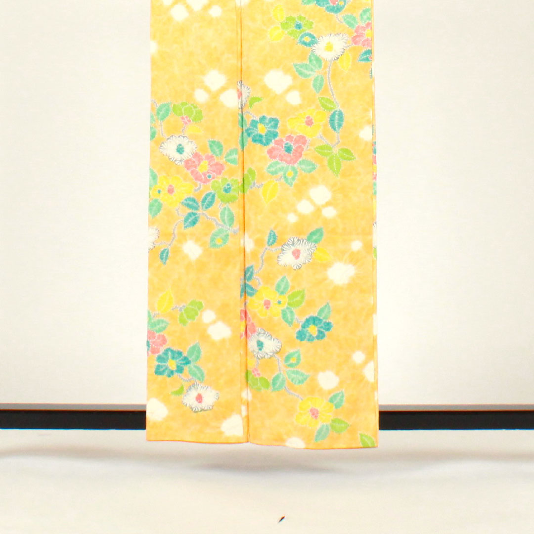 小紋 身丈159cm 裄丈63cm 袷 絞り 草花模様 正絹 Bランク 黄系 1115001924323