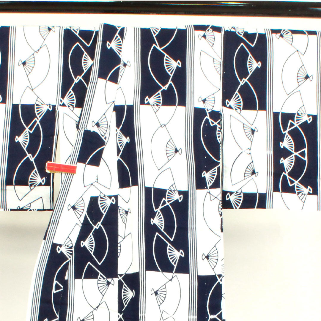 浴衣 市松 扇子 木綿 Aランク 単衣 身丈145cm 裄丈64.5cm 白系 1118002523111