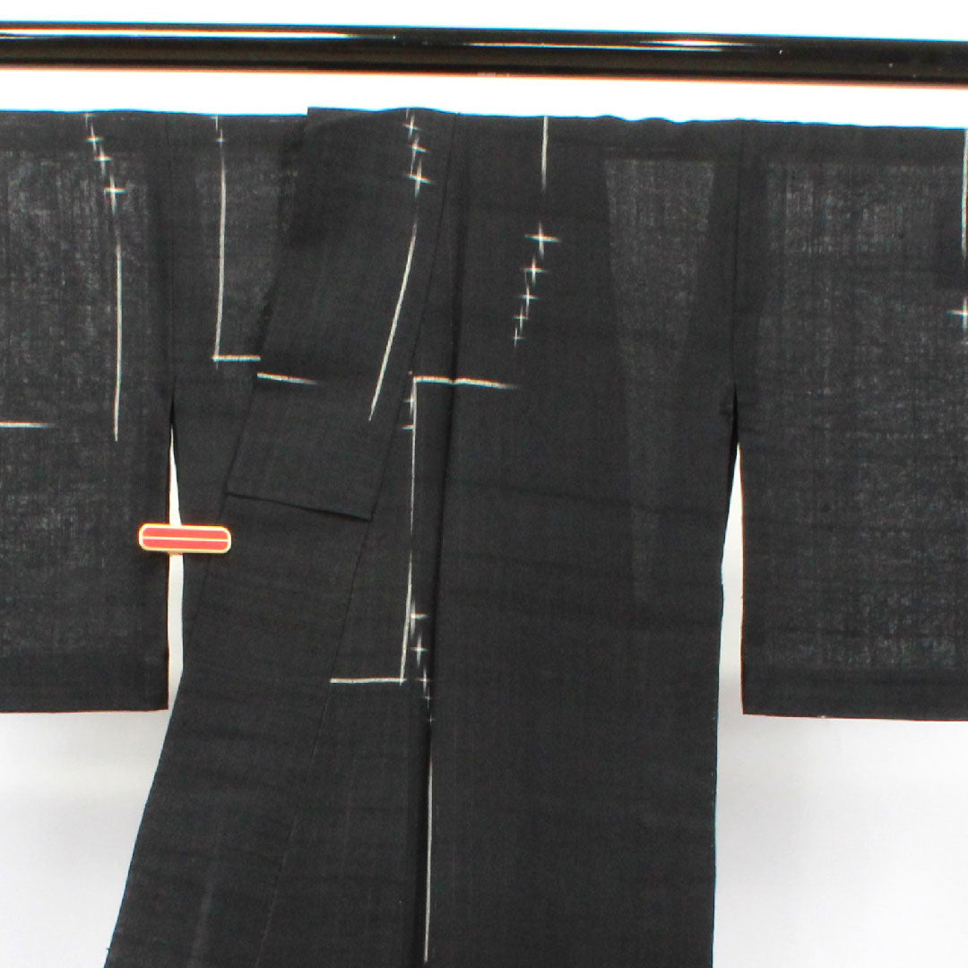 夏物 正絹 紬 身丈169cm 裄丈65.5cm 絣 幾何学模様 夏紬 紗 Sランク 黒系 1132001582510