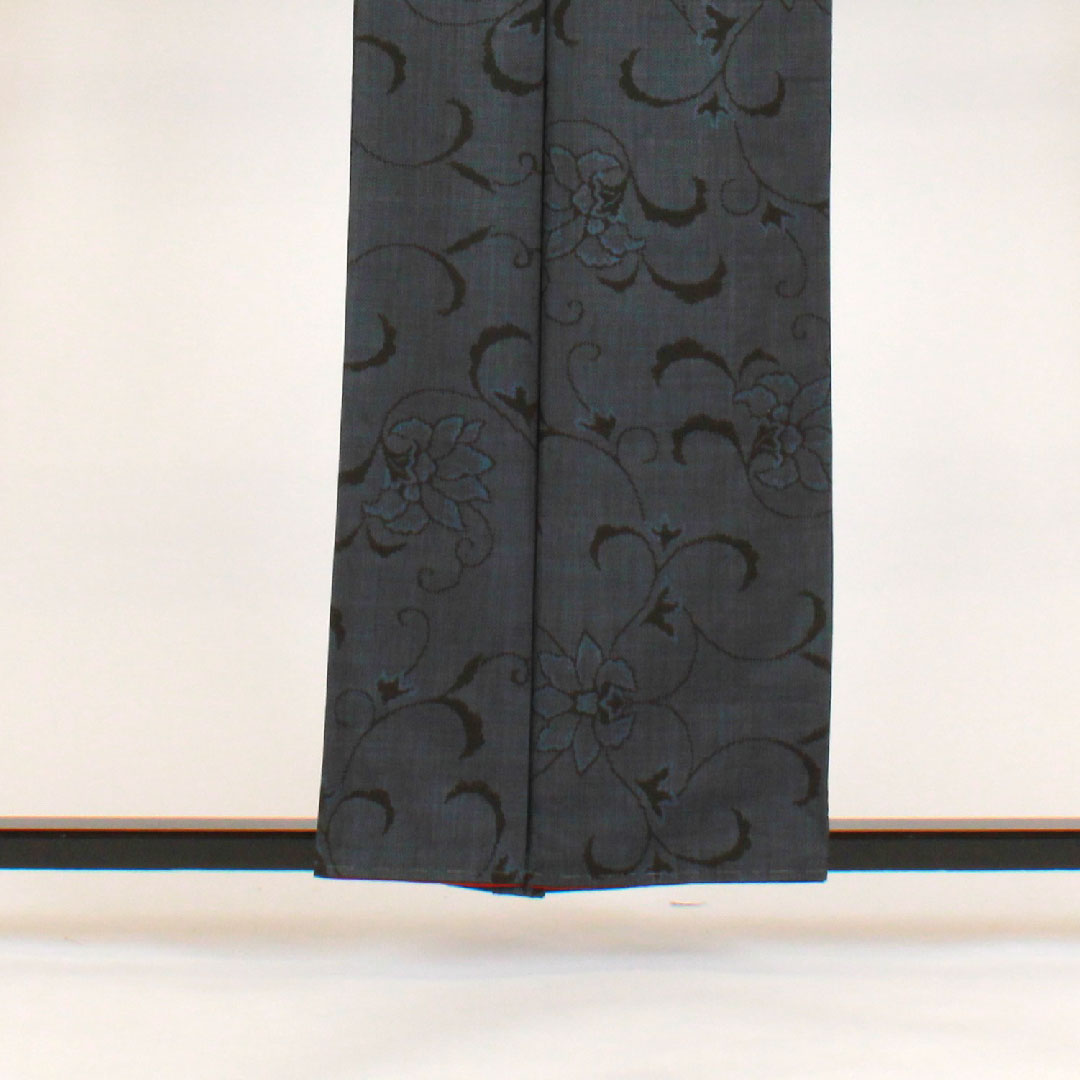 大島紬 身丈159cm 裄丈63cm 一元絣 唐草模様 正絹 Sランク 袷 紺系 1116000762318