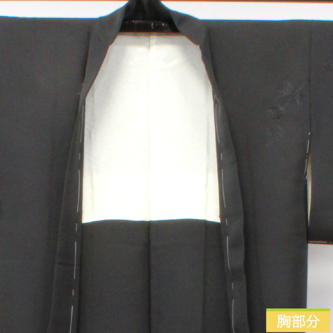 羽織 正絹 身丈74cm 裄丈60.5cm 刺繍 梅鉢 一つ紋 Sランク 袷 黒系 1117000952910