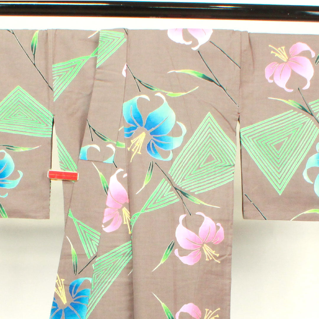 浴衣 消炭色 カサブランカ 幾何学模様 木綿 Sランク 単衣 身丈165.5cm 裄丈71.5cm 茶系 1118002982514