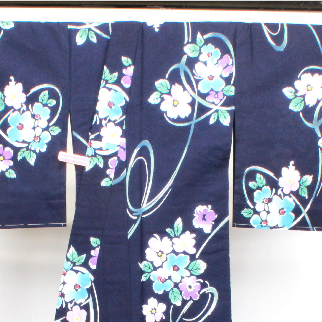浴衣 しつけ糸付き 未使用品 濃紺色 抽象花 木綿 Sランク 単衣 身丈164cm 裄丈67cm 紺系 1118003432418