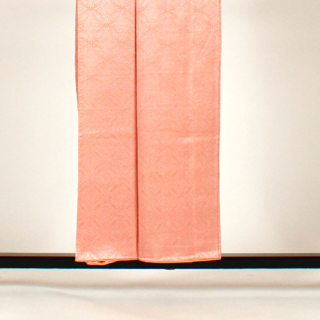 色無地 七宝模様 身丈156.5cm 裄丈63cm 袷 正絹 Sランク ピンク系 1114000332313