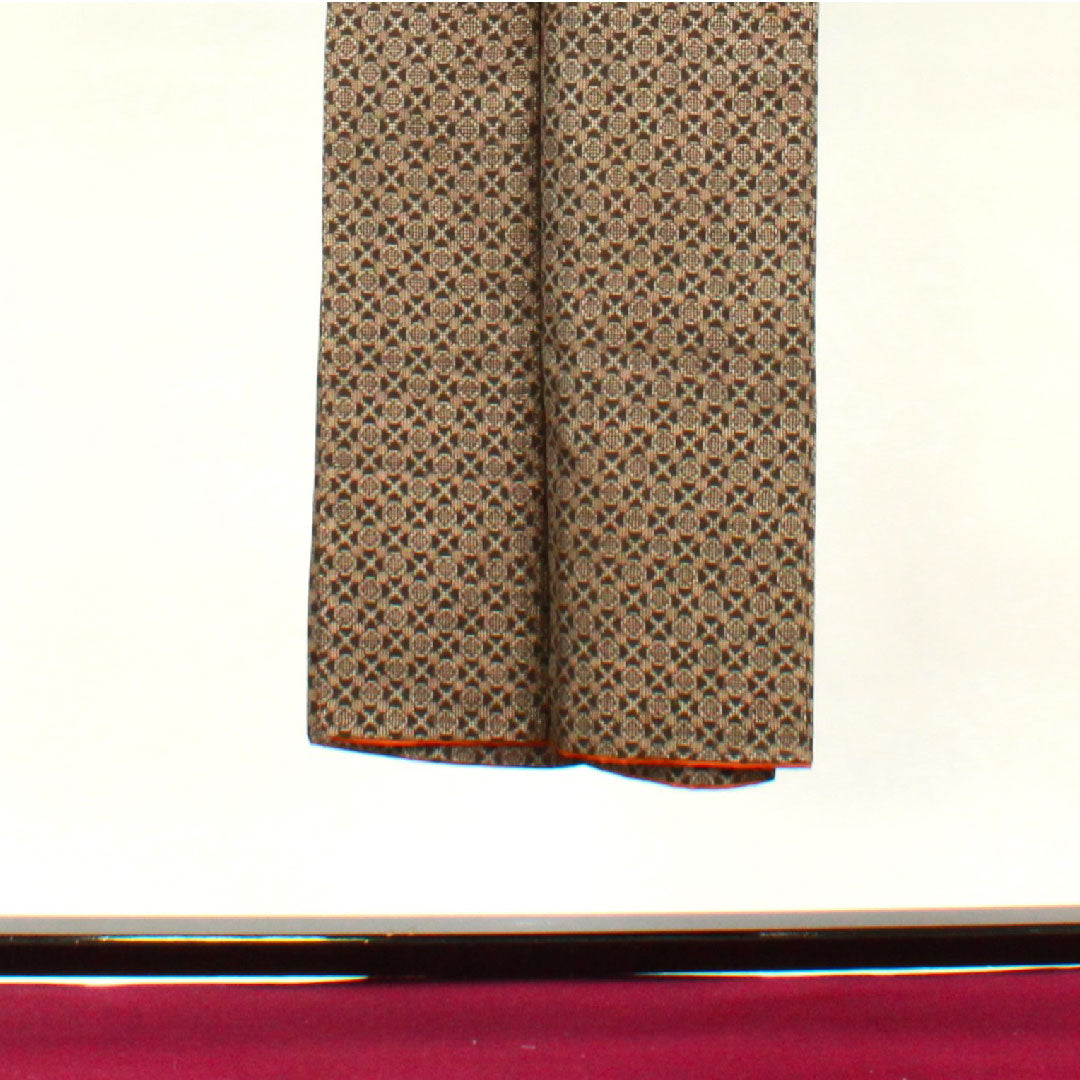 大島紬 身丈142cm 裄丈61.5cm 経緯絣 幾何学模様 正絹 Sランク 袷 茶系 1116002122114