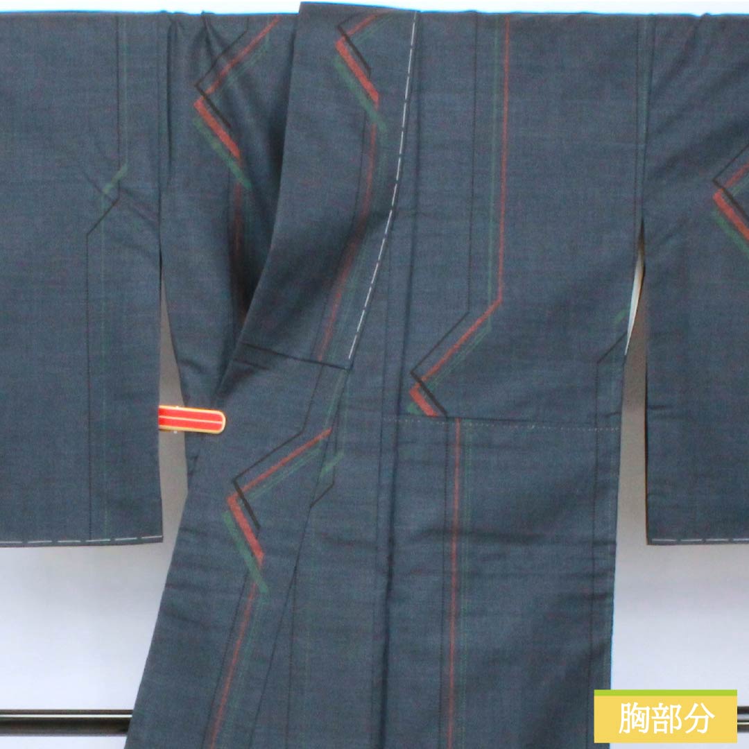 紬 正絹 Bランク 身丈163.5cm 裄丈64cm 紺鉄色(こんてついろ) 大島紬 一元絣 7マルキ 袷 紺系 1116003984418