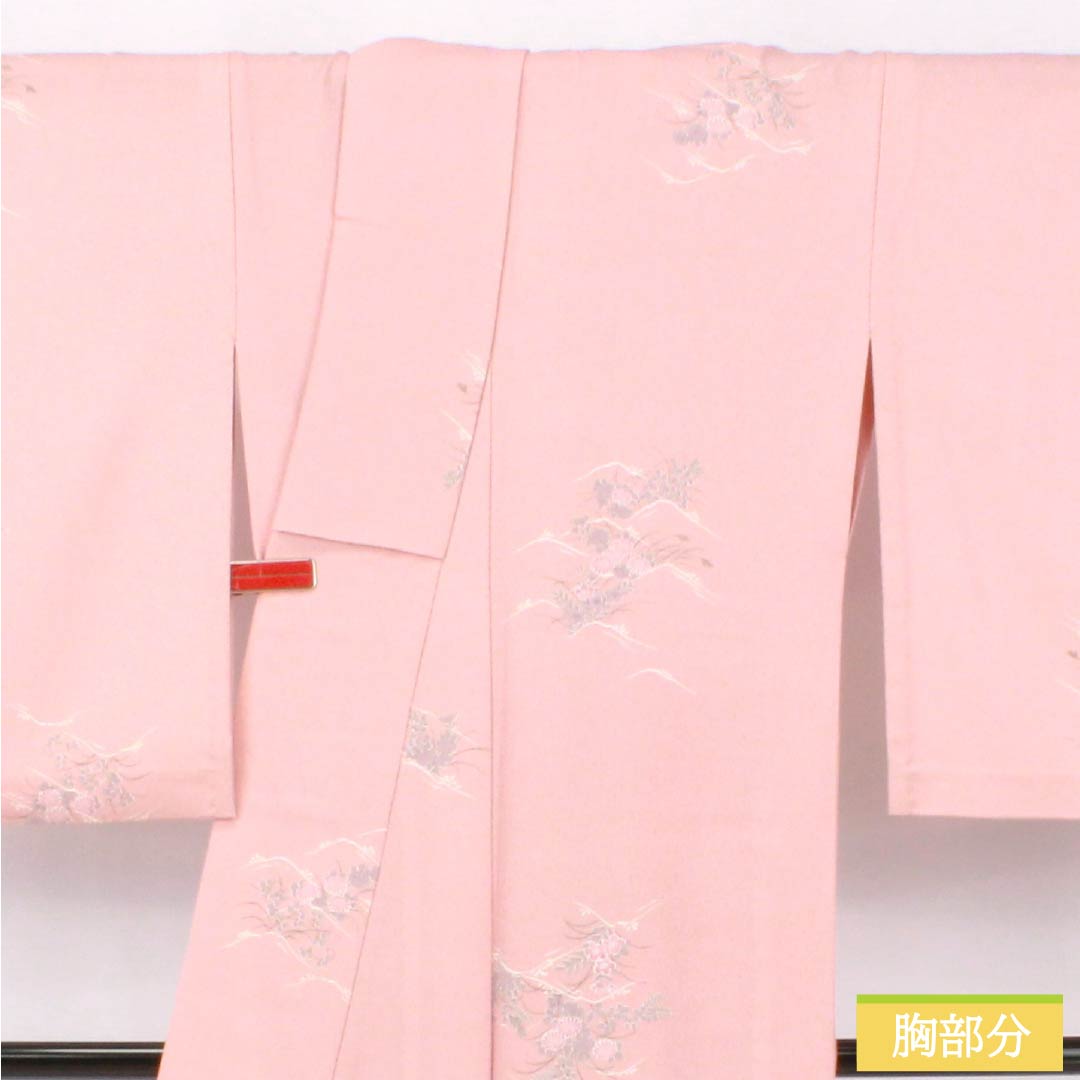 小紋 ポリエステル Sランク 身丈167.5cm 裄丈67cm 単衣 曙色(あけぼのいろ) 型染 遠山 草花 洗える着物 ピンク系 1115007872513