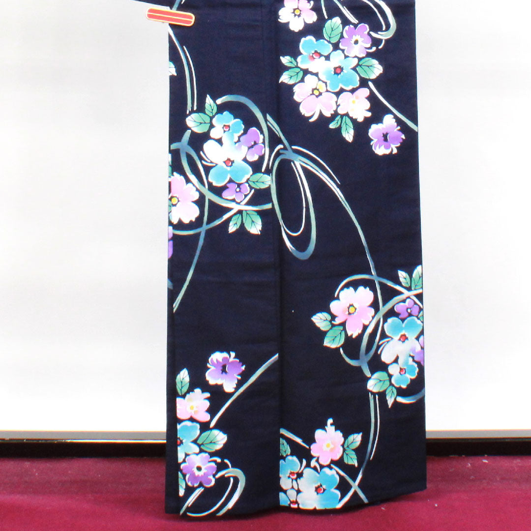 浴衣 しつけ糸付き 未使用品 濃紺色 抽象花 木綿 Sランク 単衣 身丈164cm 裄丈67cm 紺系 1118003432418