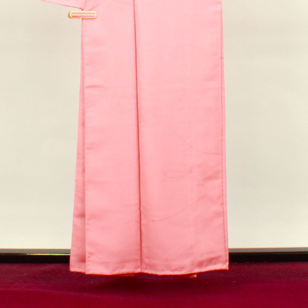 色無地 ポリエステル 長春色 洗える着物 身丈158cm 裄丈65cm 袷 Sランク ピンク系 1114000802313