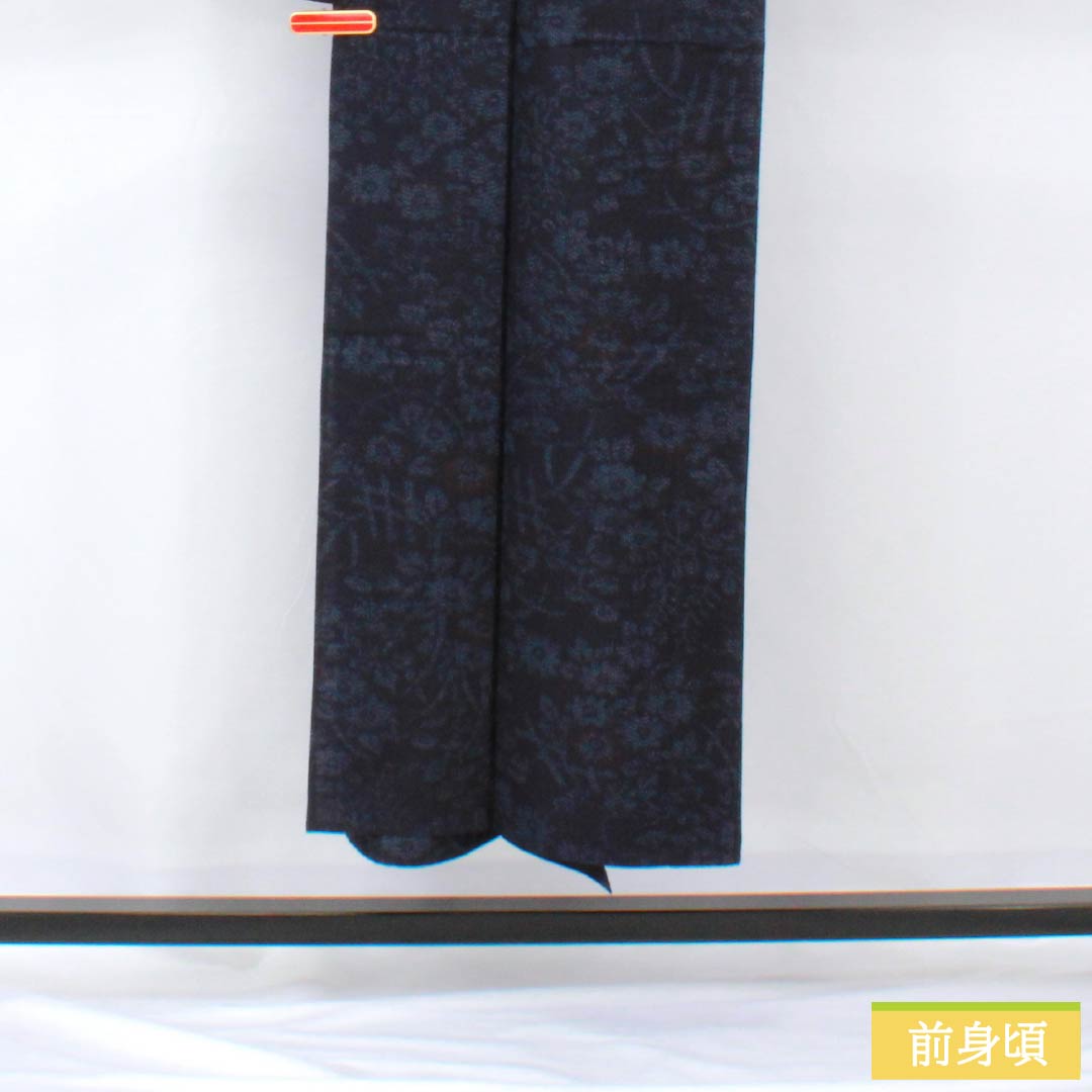 紬 正絹 身丈149.5cm 裄丈62cm 褐色(かちいろ) 結城紬 草花模様 Sランク 単衣 紺系 1116003772118