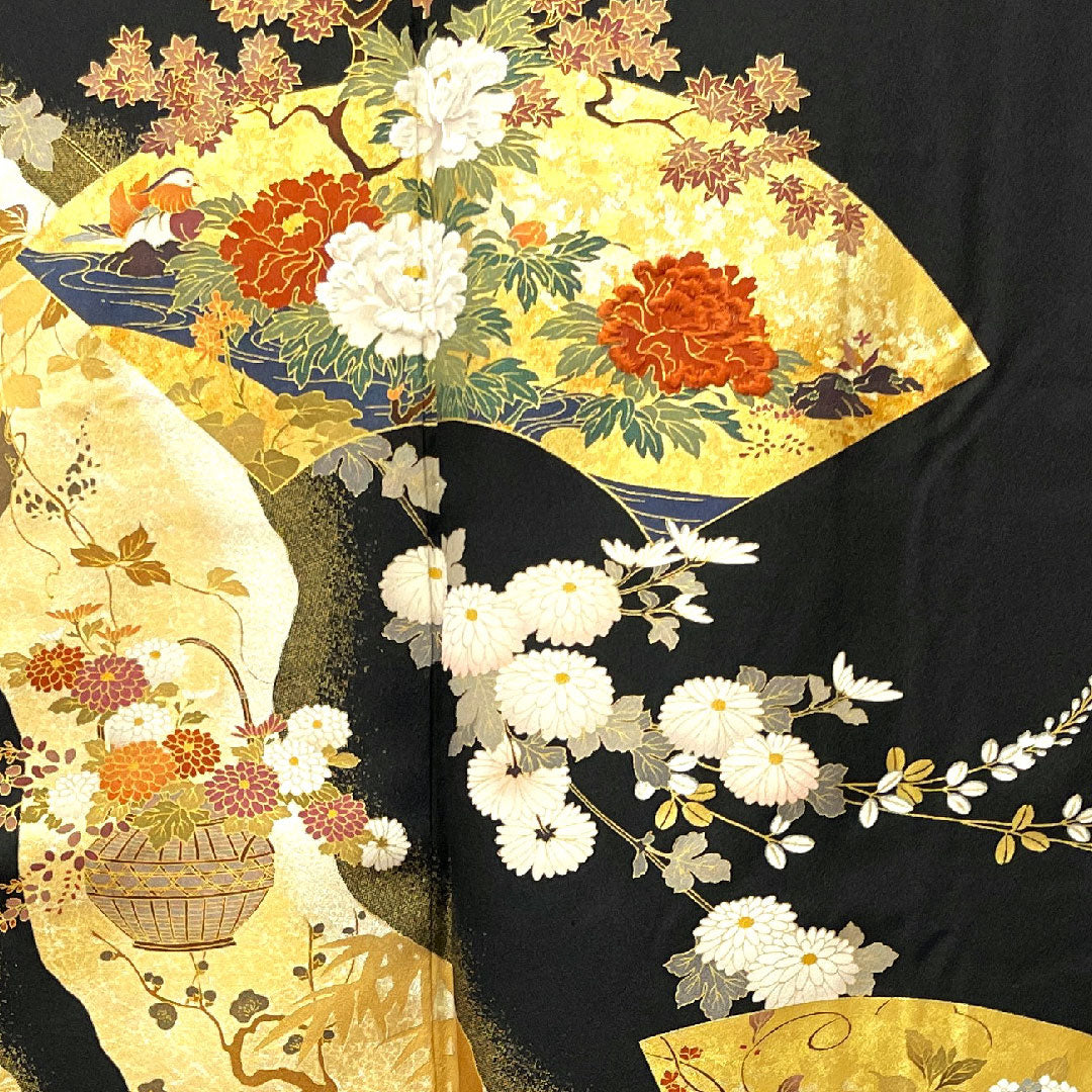 黒留袖 身丈157.5cm 裄丈61.5cm 袷 京友禅 春秋麗花図 作家物 源氏車 正絹 Aランク 五つ紋 黒系 1111000653310