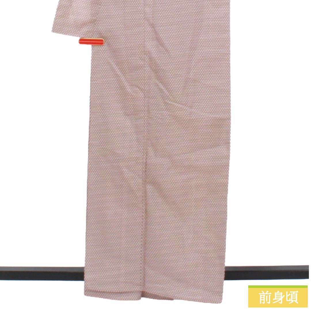 夏物 ポリエステル 小紋 Bランク 身丈161.5cm 裄丈66.5cm 桜色(さくらいろ) 籠の目 洗える着物 絽 ピンク系 1132005294413
