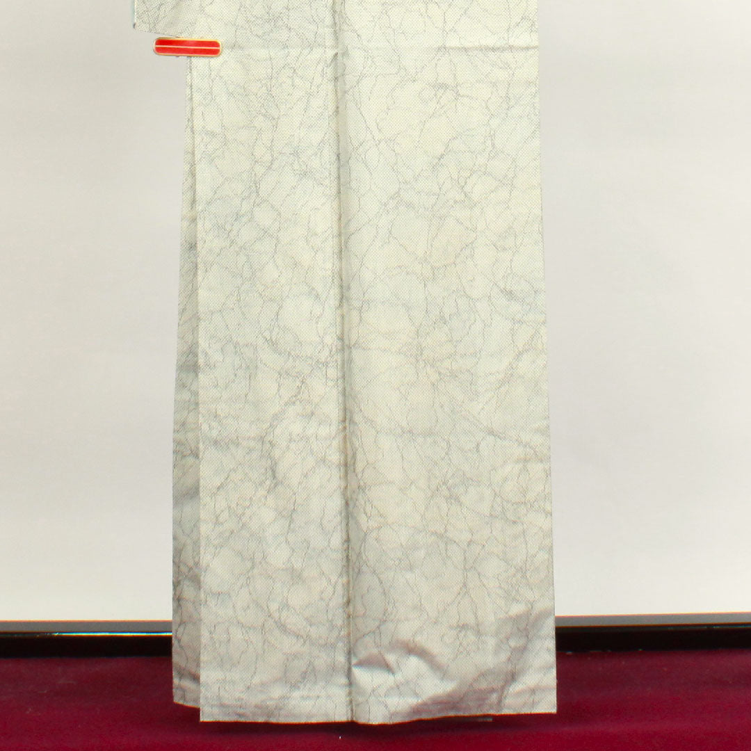Oshima Tsumugi Length 162.5cm Sleeve length 67cm White Oshima Geometric pattern Pure silk A rank Awase White 1116002493411