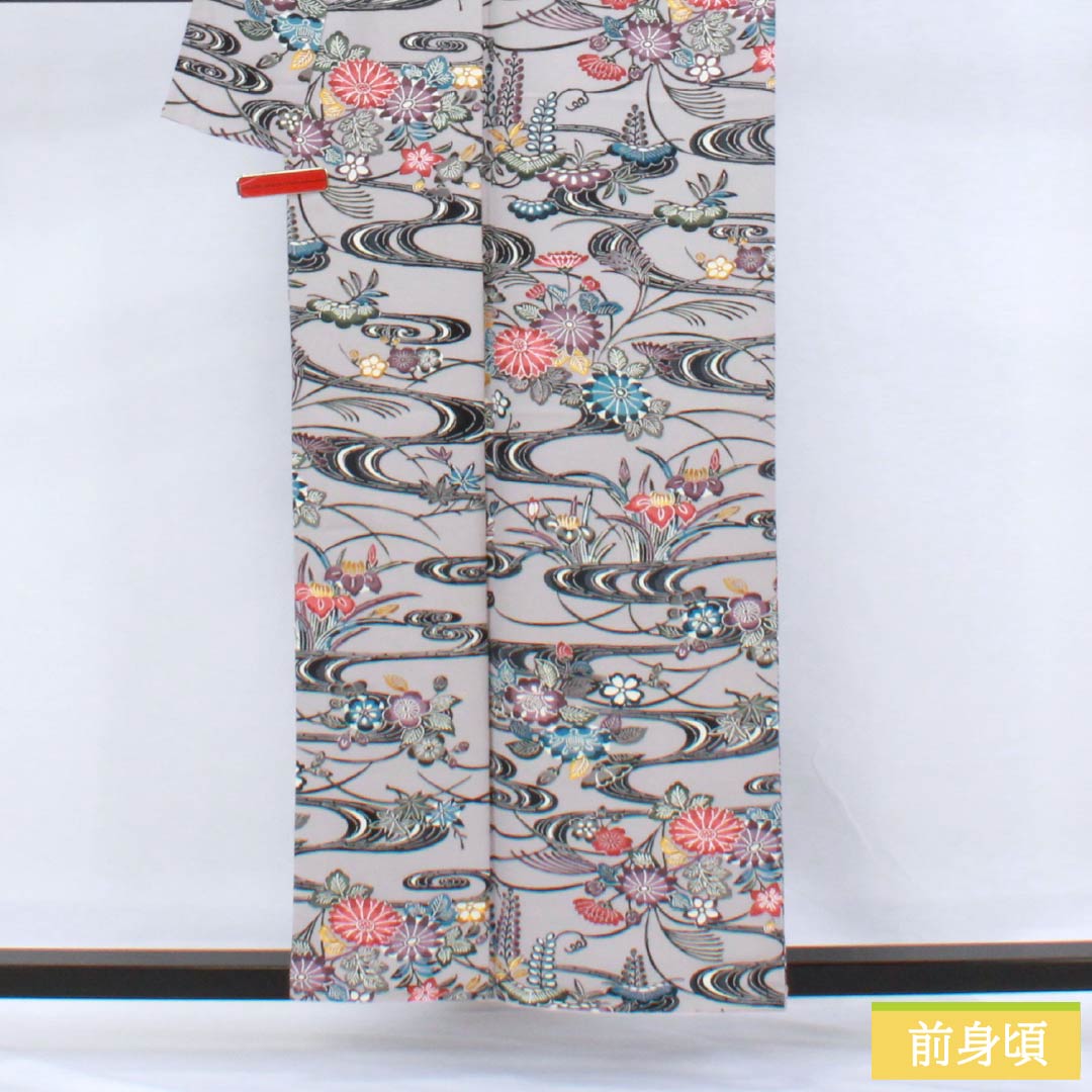 小紋 正絹 Aランク 身丈157.5cm 裄丈62.5cm 袷 薄墨色(うすずみいろ) 京紅型 流水 草花模様 グレー系 1115006373322