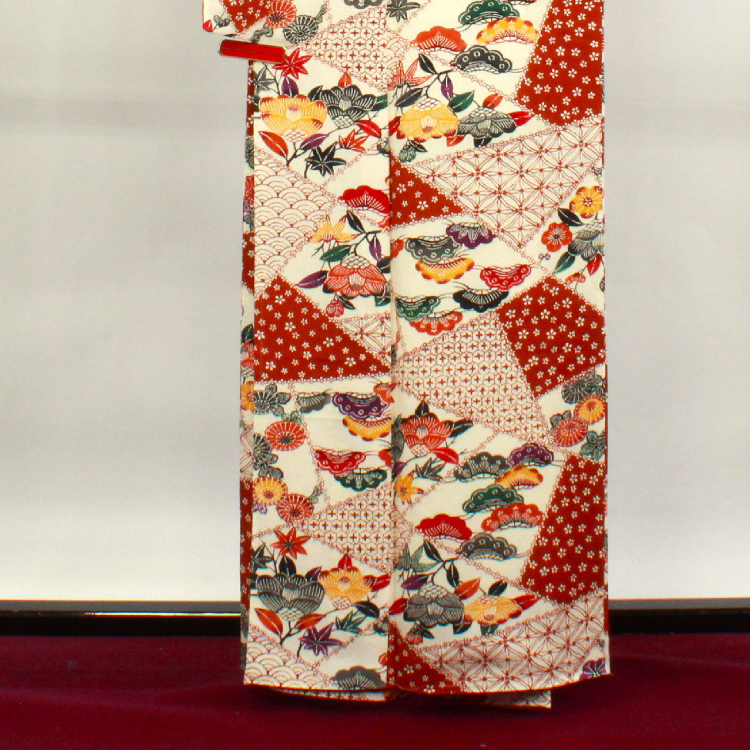 小紋 正絹 Sランク 身丈160.5cm 裄丈65.5cm 袷 京紅型 吉祥文様 しつけ糸付き 未使用品 白系 1115007252411