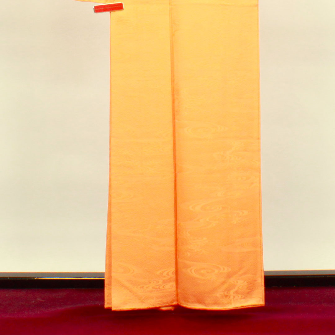 Plain color, pure silk, red shishi color, flowing water, different hawk feathers, length 161.5cm, sleeve length 64.5cm, lined, A rank, vermilion, 1114000823416