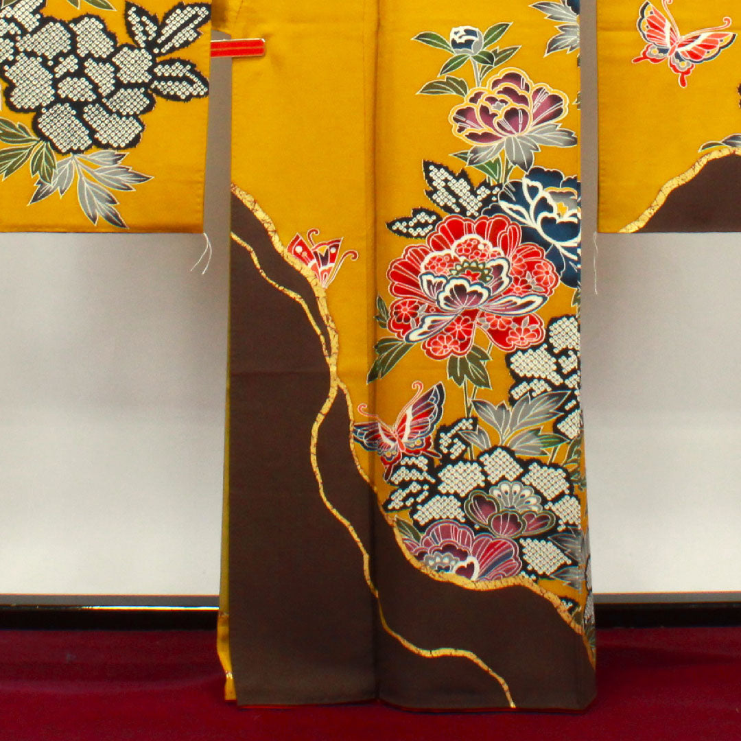 振袖 身丈164cm 裄丈66cm 袷 八丈色 京紅型 蝶 草花模様 正絹 Sランク 黄系 1113001742423
