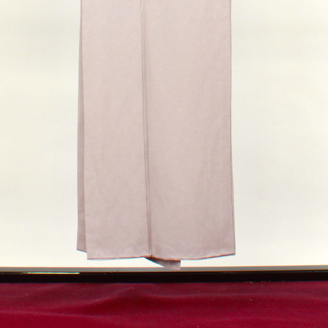 色無地 ポリエステル 鈍紫色 洗える着物 素無地 胴抜き仕立 百合 身丈148.5cm 裄丈61.5cm 袷 Sランク 紫系 1114000742120