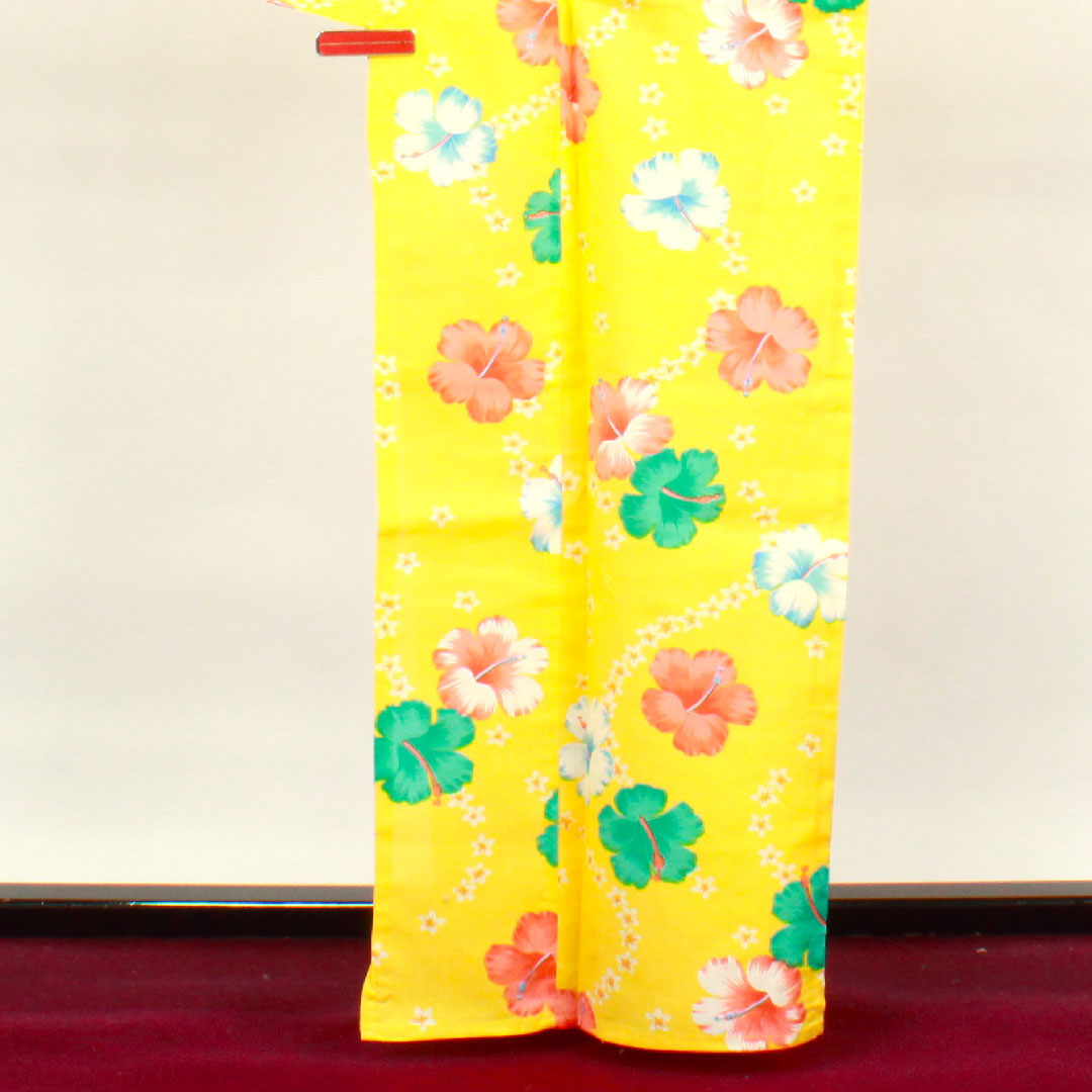 浴衣 しつけ糸付き 未使用品 向日葵色 ハイビスカス 木綿 Sランク 単衣 身丈164cm 裄丈64.5cm 黄系 1118002732423