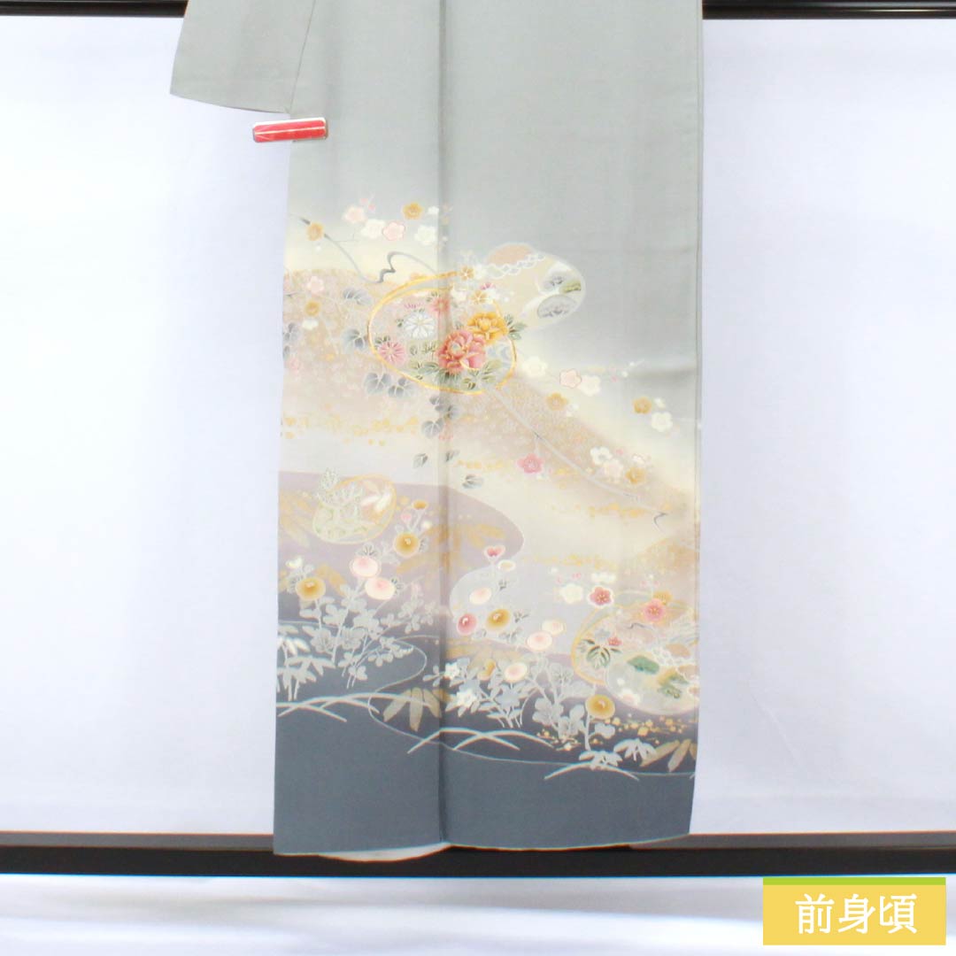 訪問着 正絹 Aランク 袷 身丈153cm 裄丈63.5cm 魚肚白色(ぎょとはくいろ) 京友禅 金駒刺繡 貝合わせ 吉祥文様 万寿菊 グレー系 1112007433222