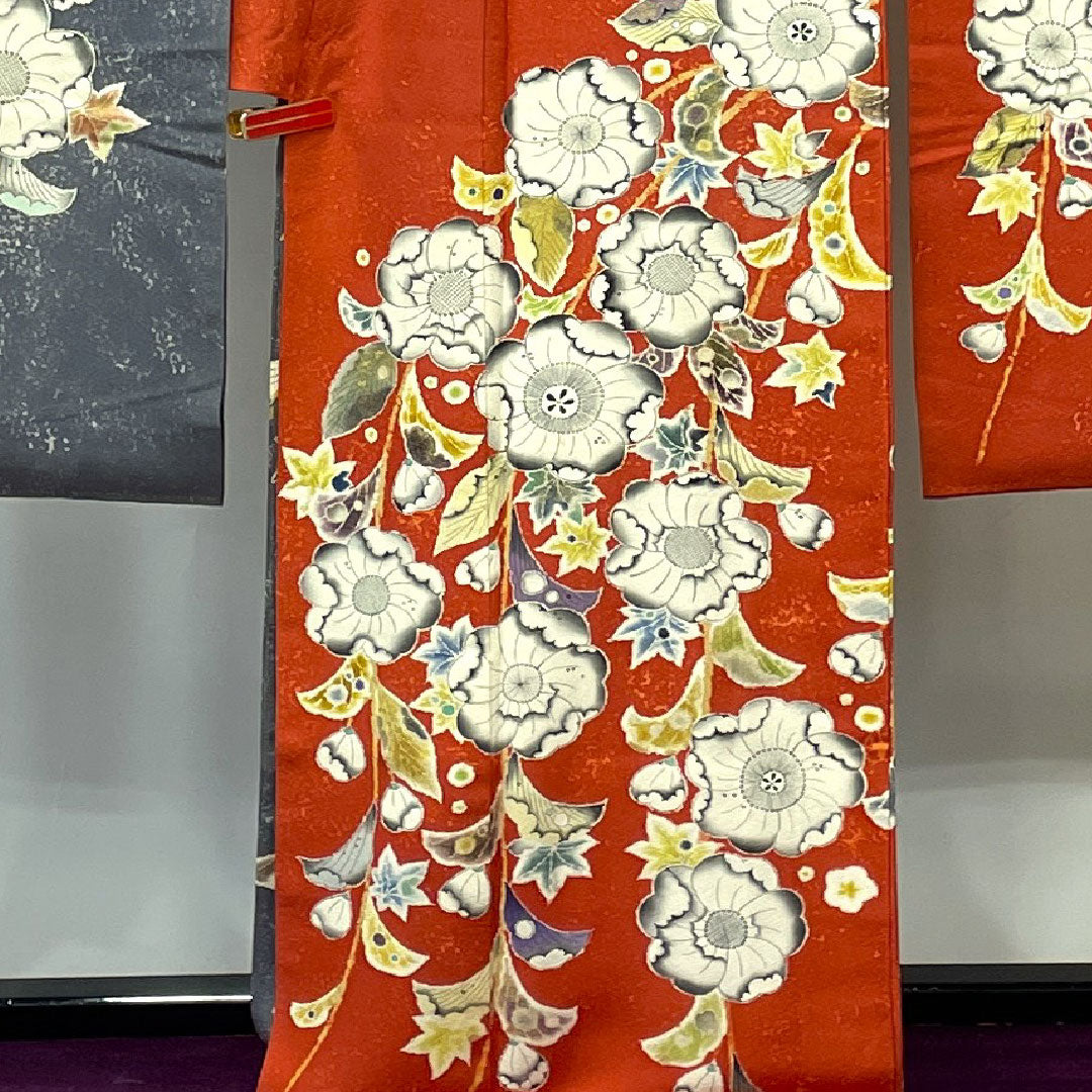 Long-sleeved kimono, length 175.5cm, sleeve length 68cm, lined, Kyoto Yuzen, Tsujigahana, dyed separately, circle with quince, pure silk, A rank, gradation style, 1113001583899