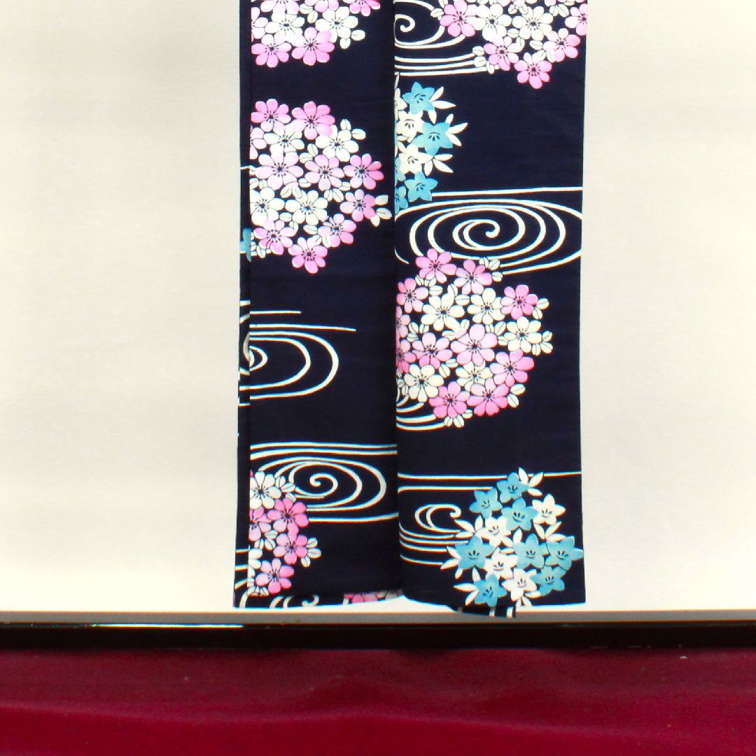 浴衣 しつけ糸付き 未使用品 濃紺色 紫陽花 木綿 Sランク 単衣 身丈151.5cm 裄丈64.5cm 紺系 1118002712218