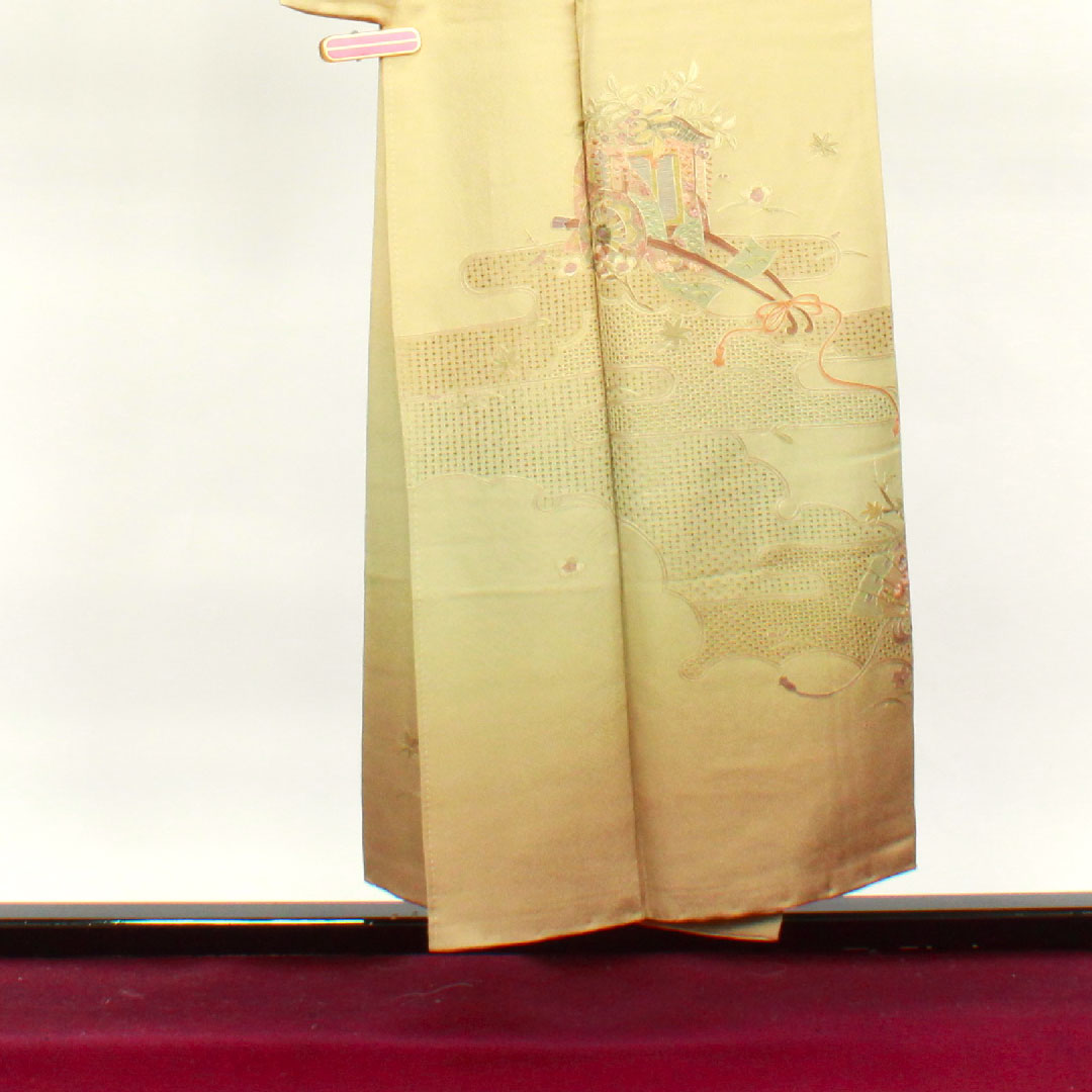 訪問着 袷 身丈152cm 裄丈63cm 枯野色 汕頭刺繡 蘇州刺繡 御所車 正絹 Sランク ベージュ系 1112002752225