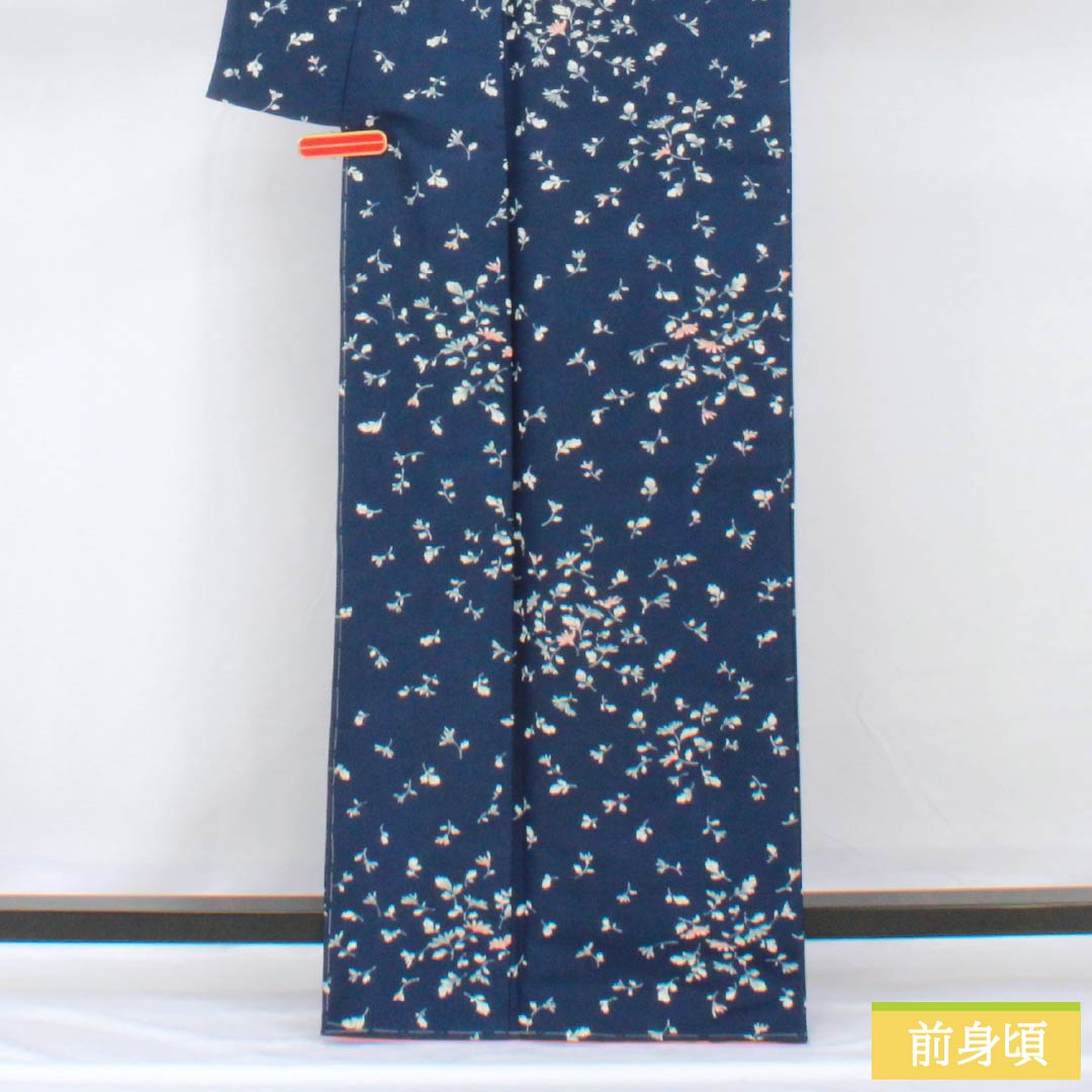 小紋 ポリエステル 身丈167cm 裄丈69cm 袷 紺色(こんいろ) 小花 洗える着物 しつけ糸付き Sランク 紺系 1115005642518