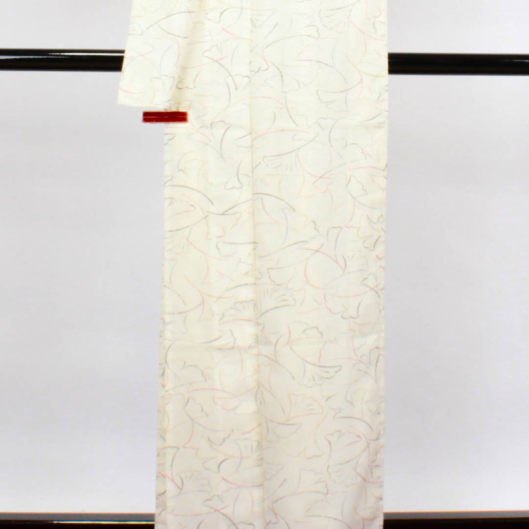 夏物 ポリエステル 小紋 身丈163.5cm 裄丈63.5cm 胡粉色(ごふんいろ) いちょうの葉 絽 Bランク 白系 1132000334411