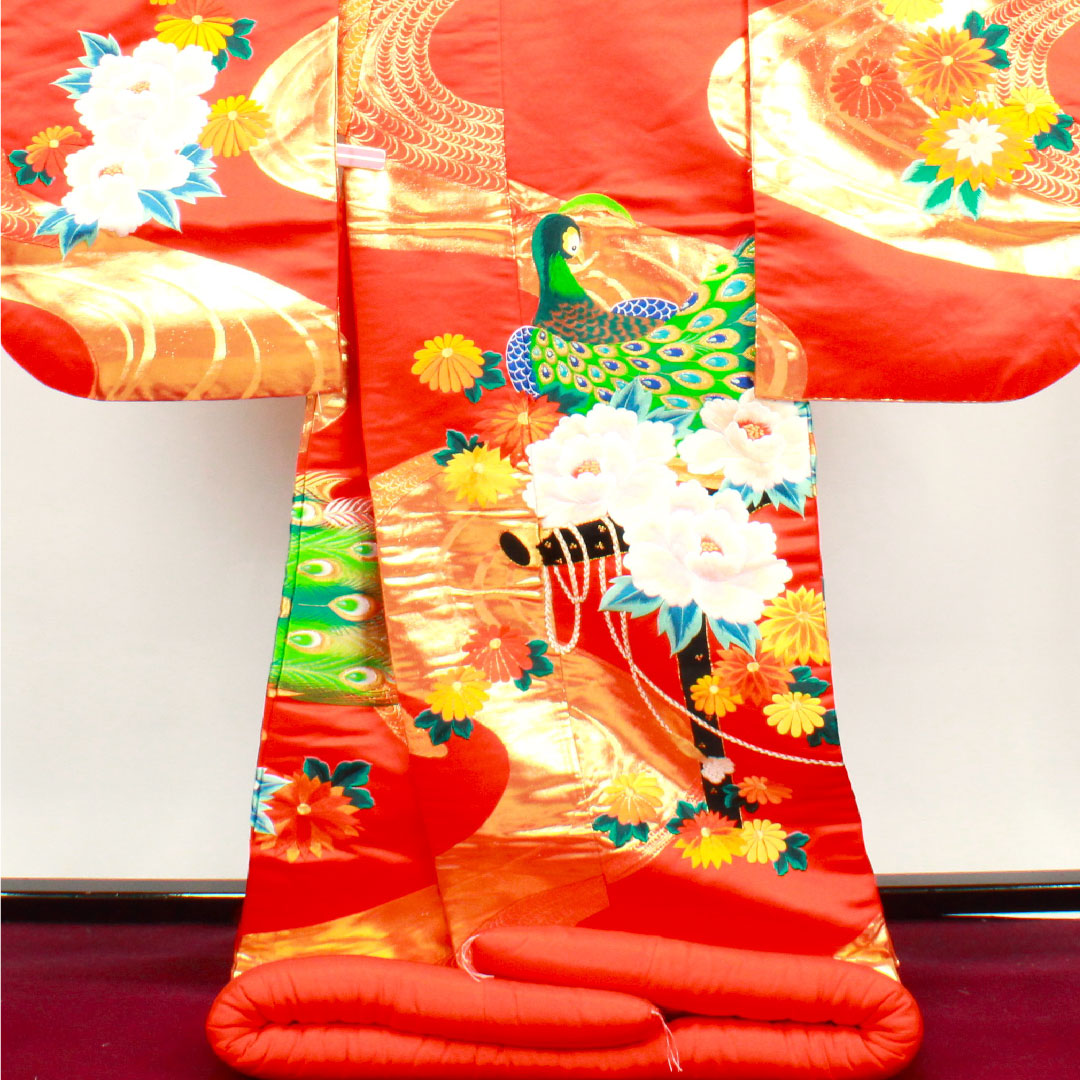 色打掛 身丈194cm 銀朱色 刺繡 孔雀 花車 正絹 Sランク 袷 朱系 1110000252916