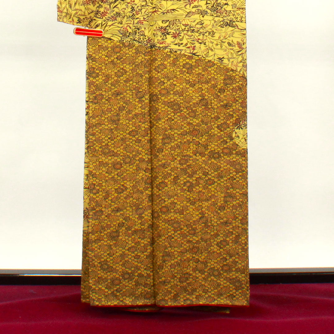 訪問着 正絹 袷 身丈161cm 裄丈64cm 白橡色 型染 草花模様 Bランク 黄系 1112002934423