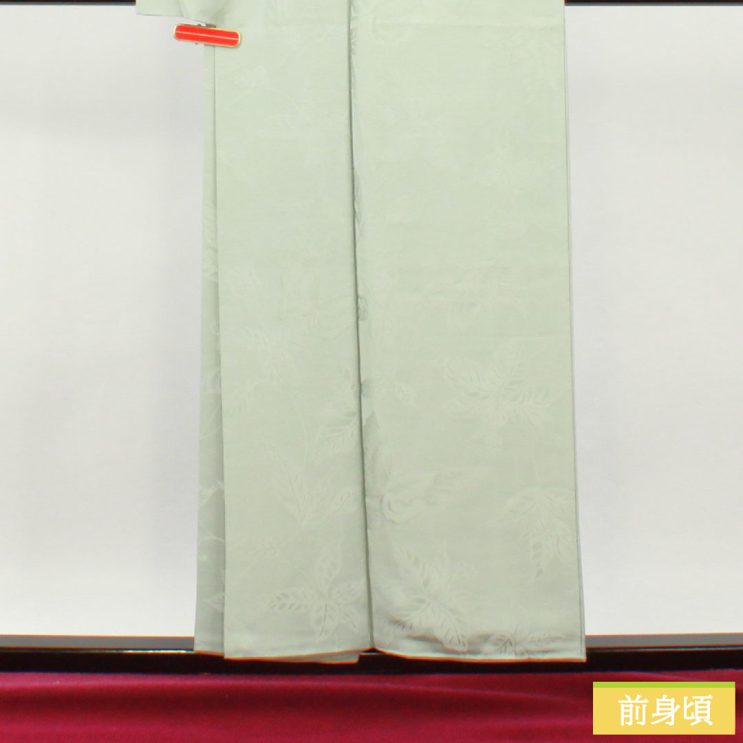 色無地 正絹 身丈155.5cm 裄丈63cm 青白磁色(せいはくじいろ) 蝶 花模様 三ツ割片喰 袷 Sランク グレー系 1114001492322