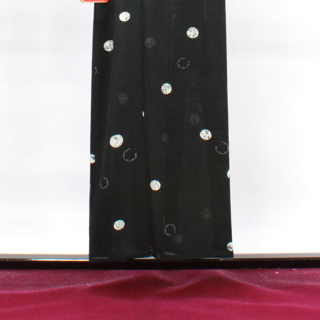夏物 ポリエステル 小紋 身丈153.5cm 裄丈62.5cm 洗える着物 竪絽(たてろ) 雪輪 草花模様 絽 Sランク 黒系 1132000432210