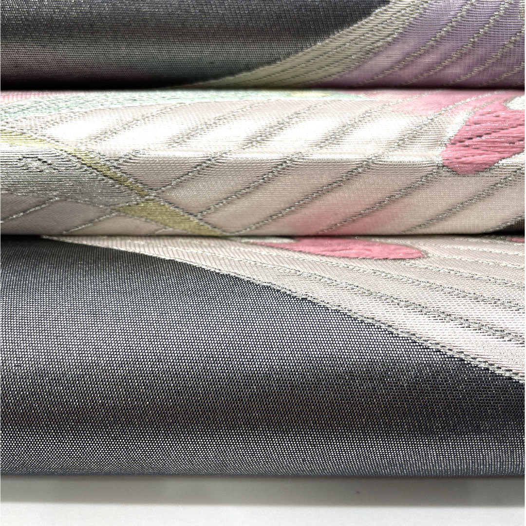 袋帯 振袖用 孔雀 帯丈422cm 正絹 Aランク 六通 フォーマル グレー系 1123004063322