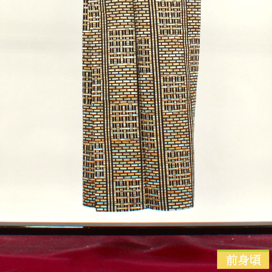 浴衣 木綿 身丈147.5cm 裄丈69cm Sランク 単衣 ベージュ系 東京白茶色(とうきょうしらちゃいろ) 男物 幾何学模様 山本寛斎 1118004942425