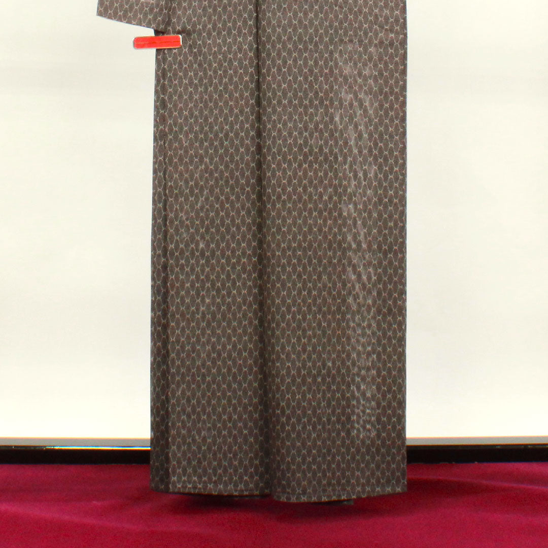 夏物 正絹 小紋 身丈160cm 裄丈63.5cm 黒鼠色(くろねずいろ) 幾何学模様 絽 Aランク 茶系 1132001673414
