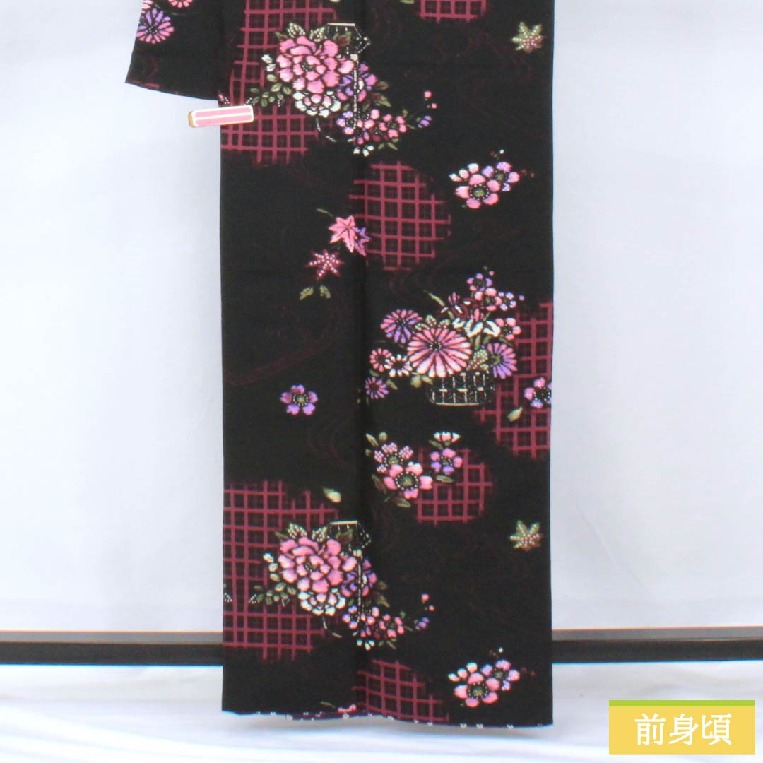 小紋 ポリエステル 身丈163cm 裄丈67cm 袷 花籠 洗える着物 Aランク 黒系 1115005893410