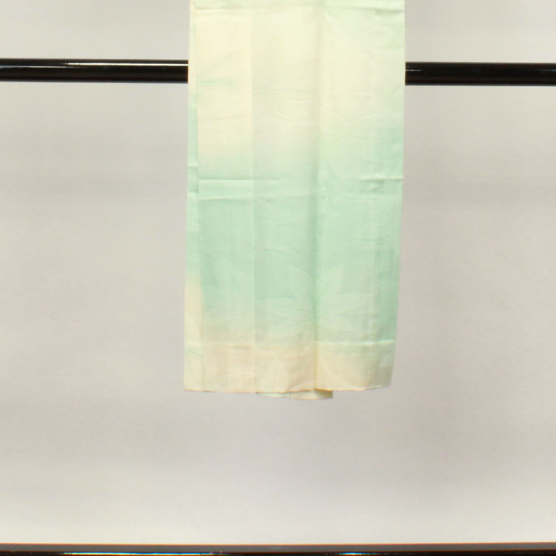 Nagajuban (long undergarment) made of pure silk, length 126.5cm, sleeve length 67cm, unlined, formal, autumn leaves, rank S, light blue, 1129000542224