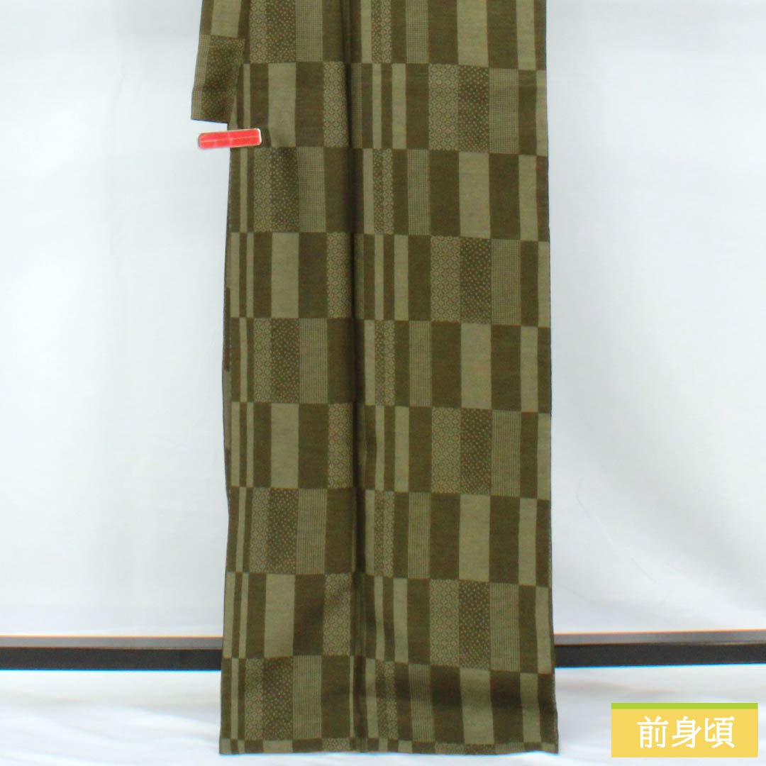 小紋 ポリエステル 身丈167cm 裄丈67.5cm 袷 藍海松茶色(あいみるちゃいろ) 洗える着物 裂取り Aランク 緑系 1115005263519