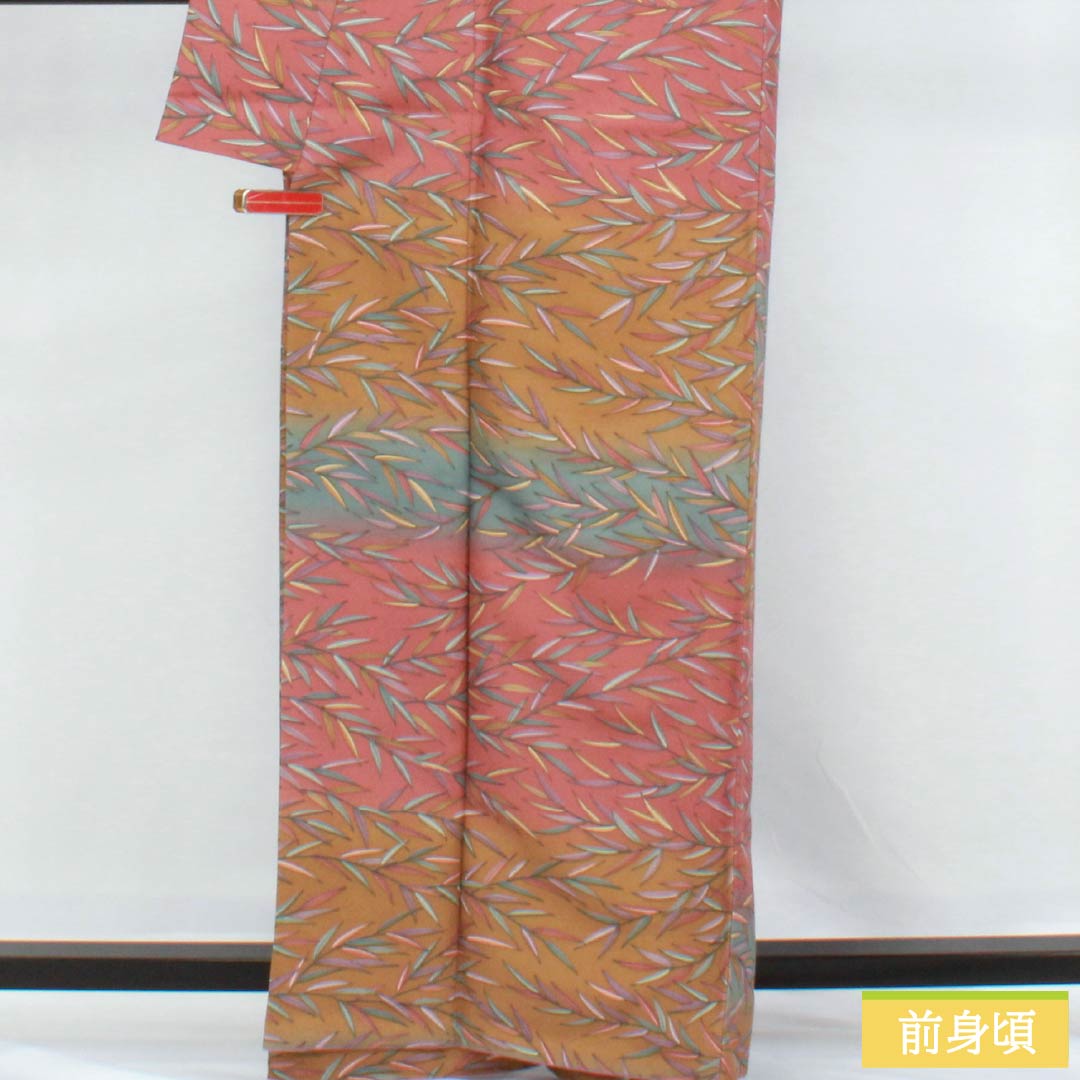 小紋 ポリエステル 身丈164.5cm 裄丈67cm 袷 長春色(ちょうしゅんいろ) 猟虎色(らっこいろ) 藍砥茶色(あいとのちゃいろ) 笹 横段 Sランク グラデーション系 1115006252499