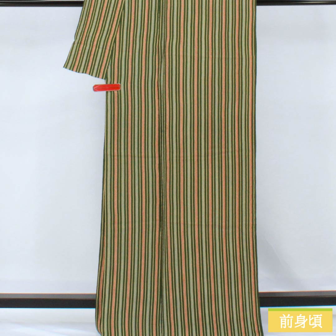 小紋 正絹 Sランク 身丈166cm 裄丈66.5cm 単衣 織部色(おりべいろ) 縞 ちりめん地 緑系 1115006742519