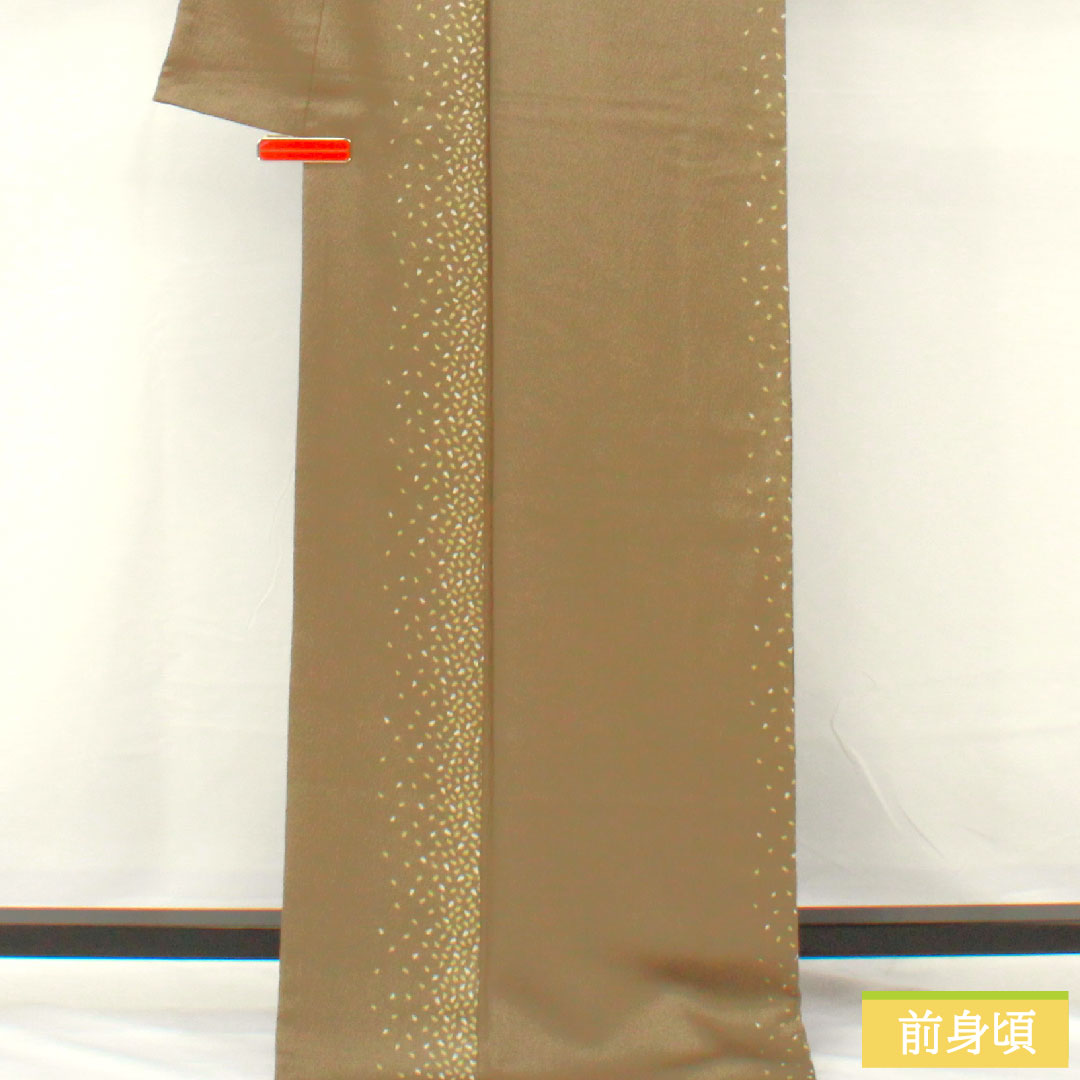 小紋 正絹 身丈170.5cm 裄丈66.5cm 袷 砂色(すないろ) 花びら散らし Aランク グレー系 1115004703622