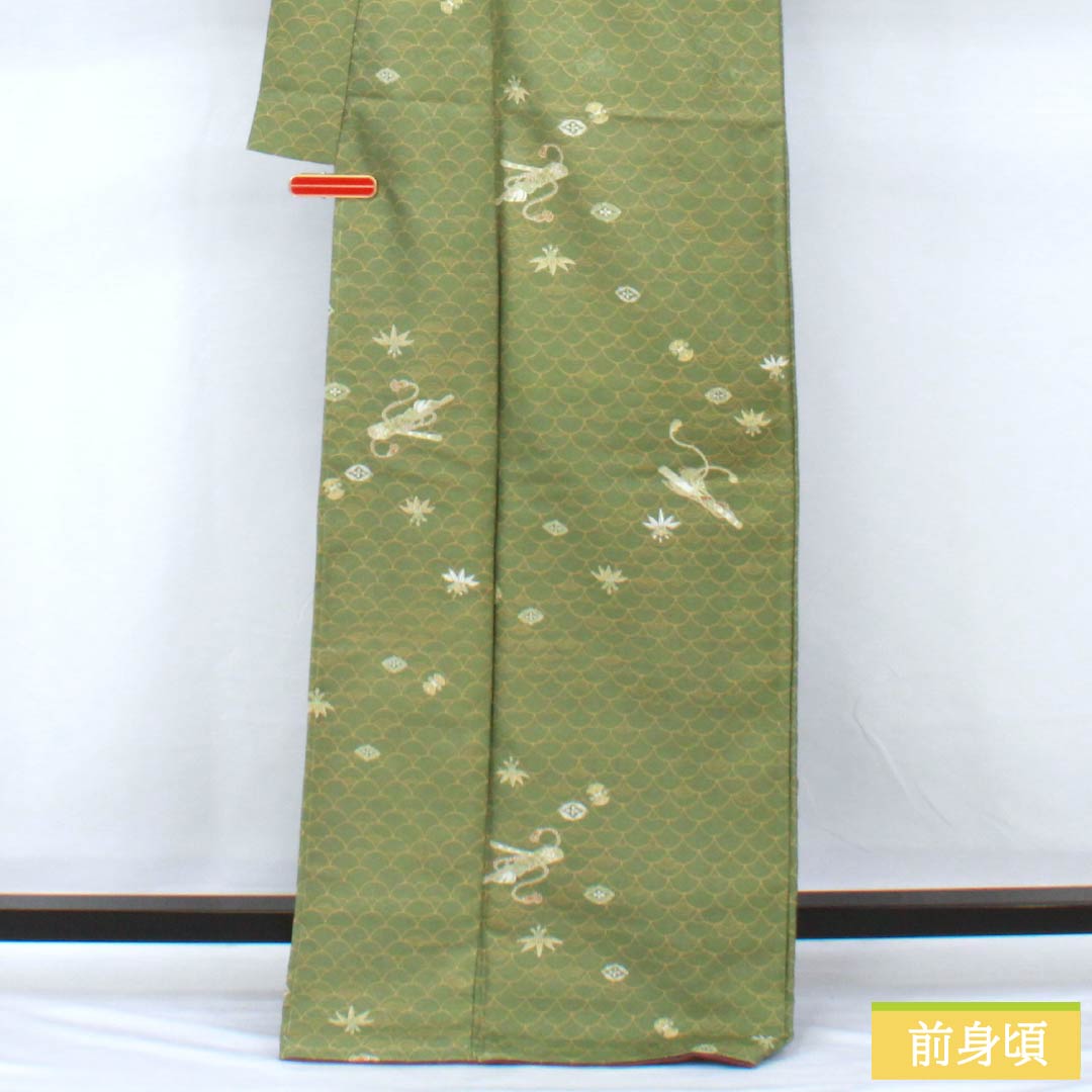 小紋 ポリエステル 身丈169cm 裄丈64.5cm 袷 仏手柑色(ぶしゅかんいろ) 洗える着物 笛 古典柄 Sランク 緑系 1115005462519