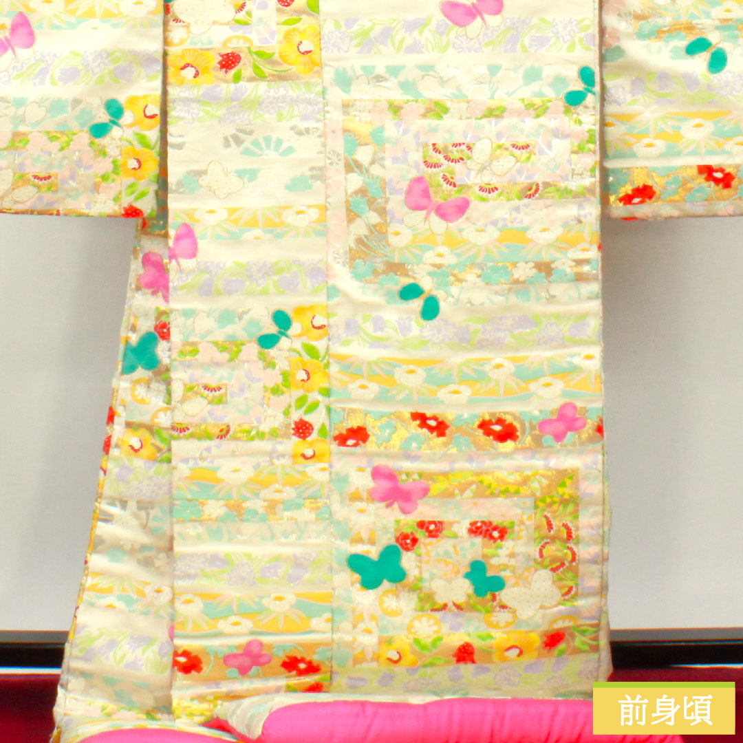 Colored uchikake, pure silk, length 200cm, sleeve length 65.5cm, courreges, butterfly, floral pattern, S rank, lined, white, 1110000862911