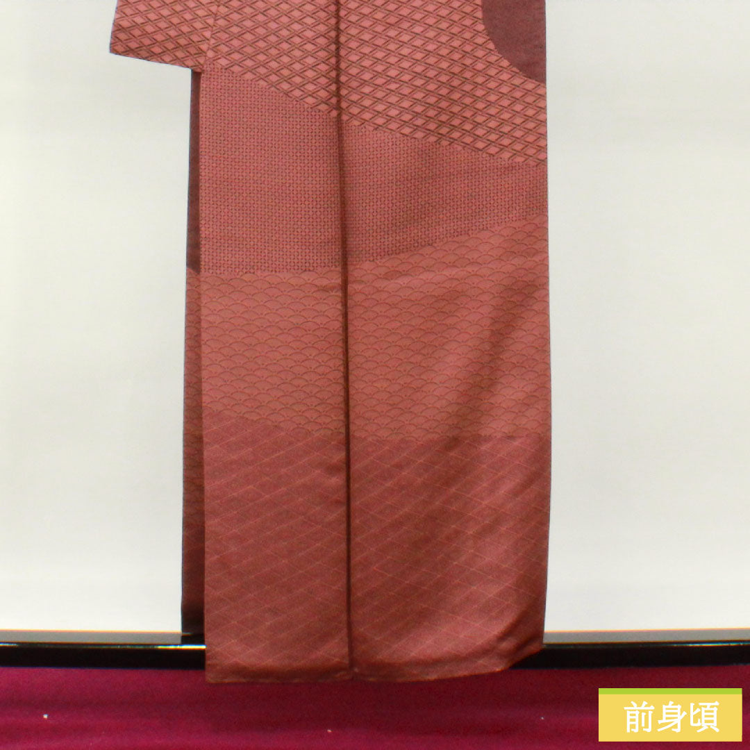 訪問着 正絹 袷 身丈155.5cm 裄丈63.5cm 積紅色(せきこういろ) 型染 割付文様 重ね衿付き Sランク 紫系 1112004792320