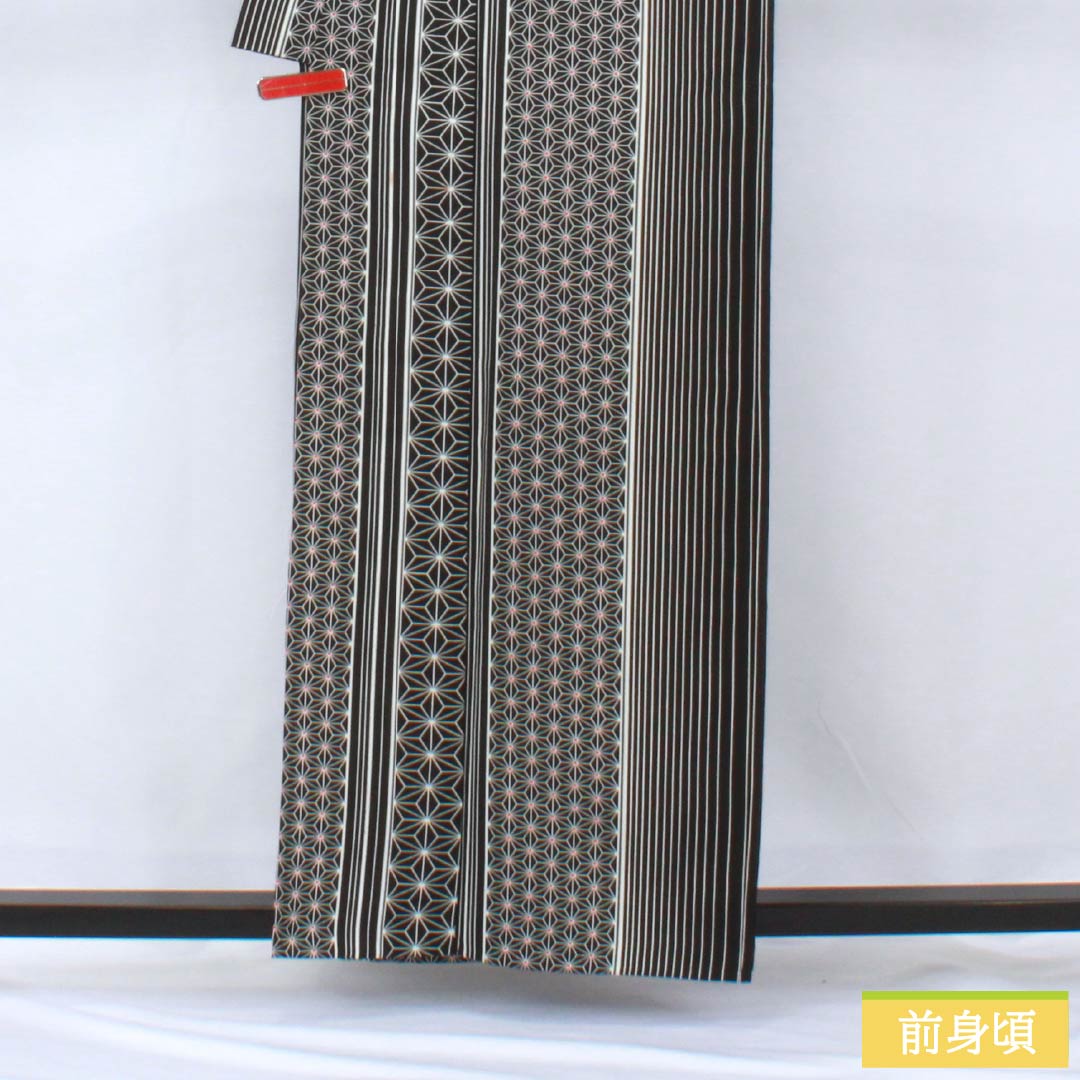 小紋 ポリエステル 身丈162cm 裄丈65cm 単衣 縞 麻の葉 洗える着物 Sランク 黒系 1115005872410