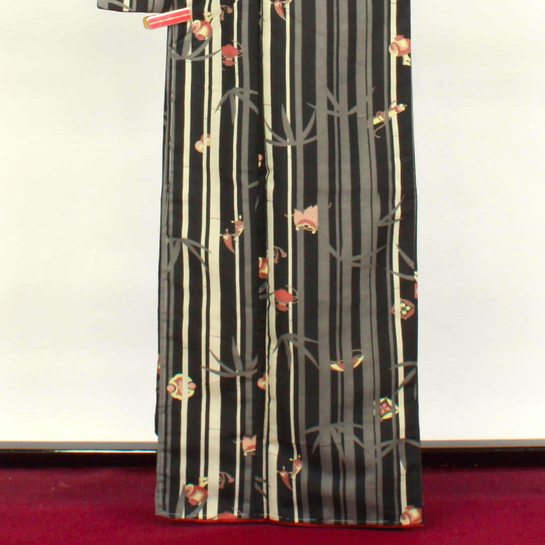 小紋 身丈165.5cm 裄丈66.5cm 袷 しつけ糸付き 未使用品 洗える着物 竹 吉祥文様 ポリエステル Sランク 黒系 1115003362510