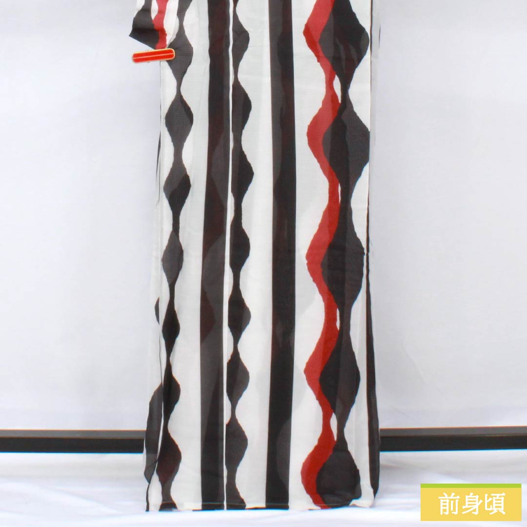 (新品未使用品) 浴衣 ポリエステル 身丈166cm 裄丈65cm NEWランク 単衣 白系 白色(しろいろ) 幾何学模様 立涌 経縞 1118005721511