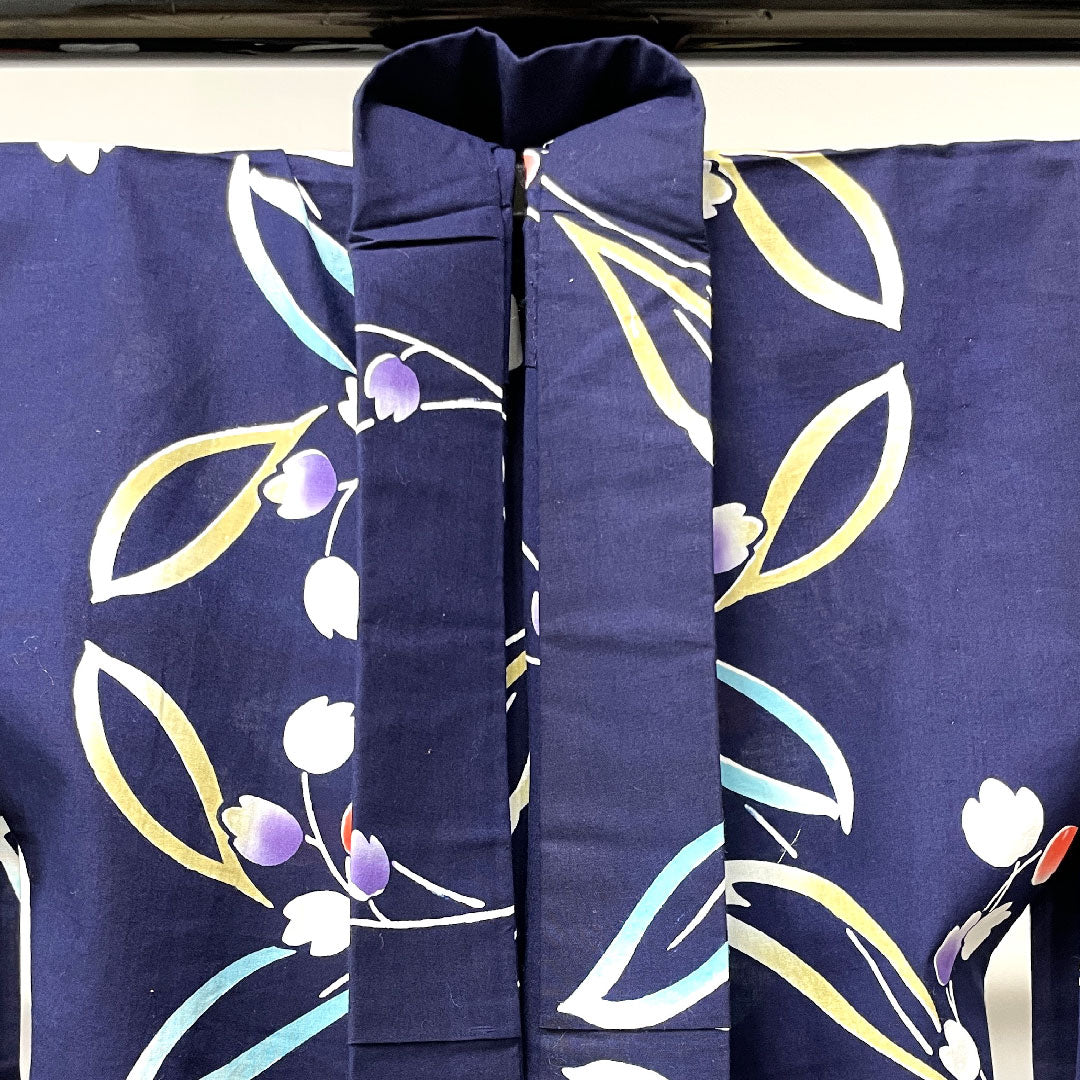 浴衣 紺色 鈴蘭 木綿 Sランク 単衣 身丈158.5cm 裄丈63cm 紺系 1118001812318