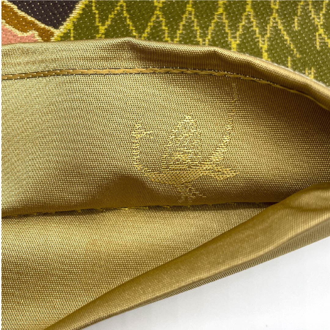 Fukuro obi (kiotsuiro) with cherry blossoms, autumn leaves, and pine trees, Shiraayaen Oba, obi length 436cm, pure silk, S rank, six-pass, formal, beige, 1123009022325